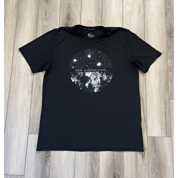Nike International “The Nike Tee” Athletic Cut Black Short Sleeve Tee Mens Sz XL - Picture 1 of 10